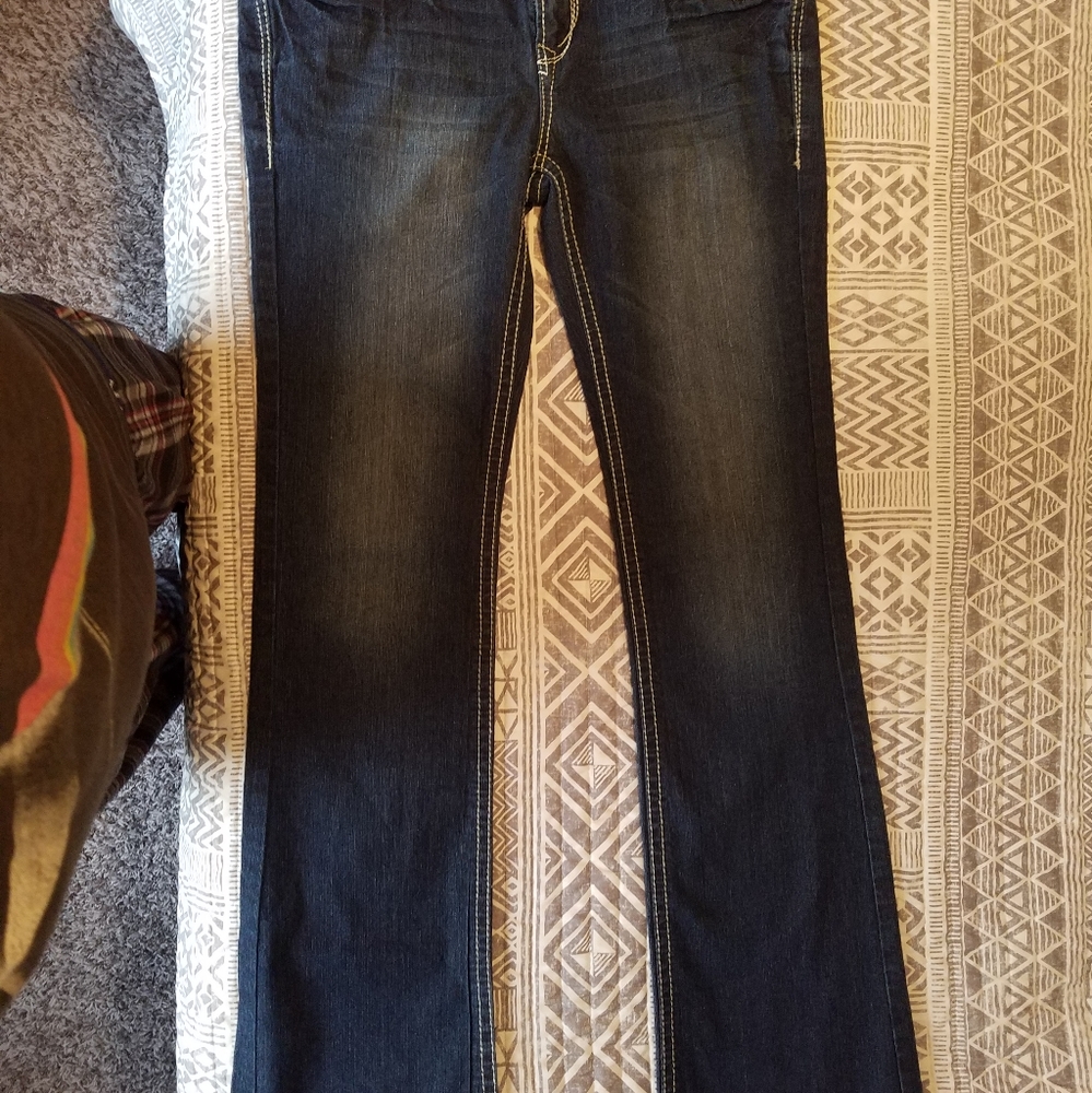 Wallflower blue jeans